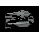 ИЗЧЕРПАН Сглобяем модел на самолет Су-27D Sea flanker мащаб 1:72