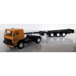 ИЗЧЕРПАН LIAZ 110 влекач с полуремарке с два 20' контейнери HO 1:87