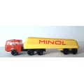 Влекач TATRA 813 с цистерна MINOL TT 1:120