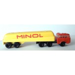 Влекач TATRA 813 с цистерна MINOL TT 1:120