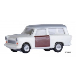 ИЗЧЕРПАН Trabant 601 с щети от злополука TT 1:120